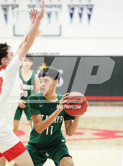 Thumbnail 3 in St. Mary's vs. St. Ignatius photogallery.