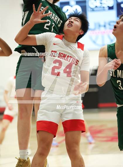 Thumbnail 3 in St. Mary's vs. St. Ignatius photogallery.