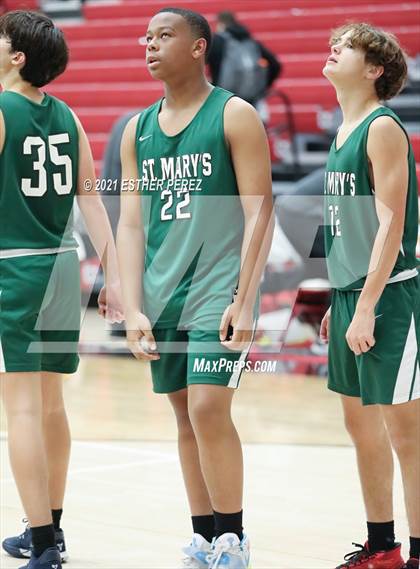 Thumbnail 3 in St. Mary's vs. St. Ignatius photogallery.