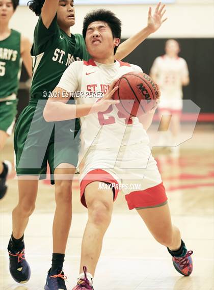 Thumbnail 1 in St. Mary's vs. St. Ignatius photogallery.