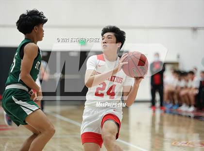 Thumbnail 2 in St. Mary's vs. St. Ignatius photogallery.
