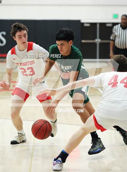 Thumbnail 1 in St. Mary's vs. St. Ignatius photogallery.