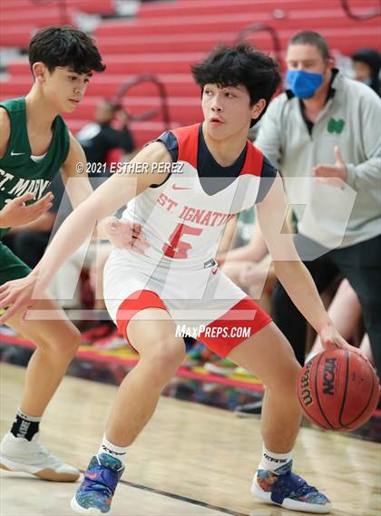 Thumbnail 2 in St. Mary's vs. St. Ignatius photogallery.