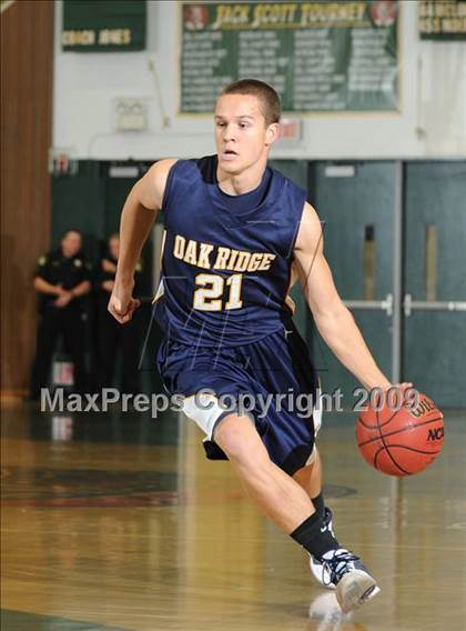 Thumbnail 3 in Oak Ridge vs. Rio Americano (Jack Scott Tournamnet) photogallery.