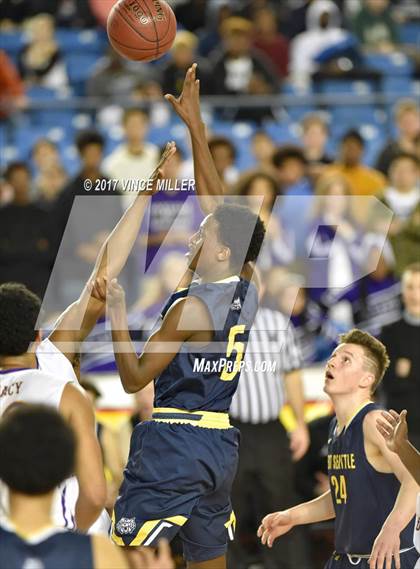 Thumbnail 3 in West Seattle vs. Garfield (WIAA 3A Semifinal) photogallery.