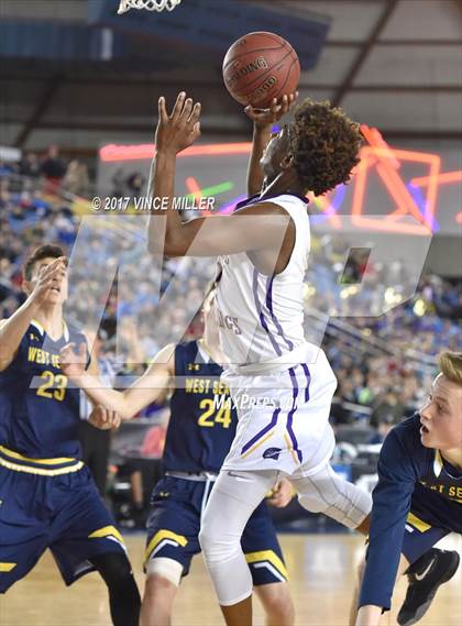 Thumbnail 2 in West Seattle vs. Garfield (WIAA 3A Semifinal) photogallery.