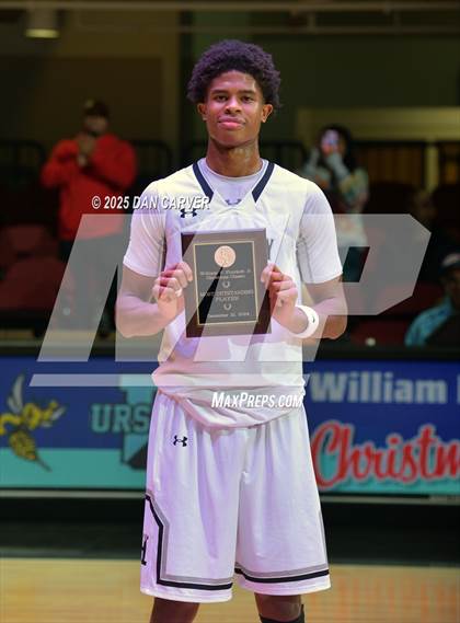 Thumbnail 2 in Hackley vs. Briarcliff (William F. Plunkett Jr. Christmas Classic) photogallery.