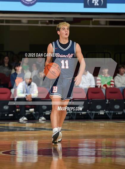 Thumbnail 1 in Hackley vs. Briarcliff (William F. Plunkett Jr. Christmas Classic) photogallery.