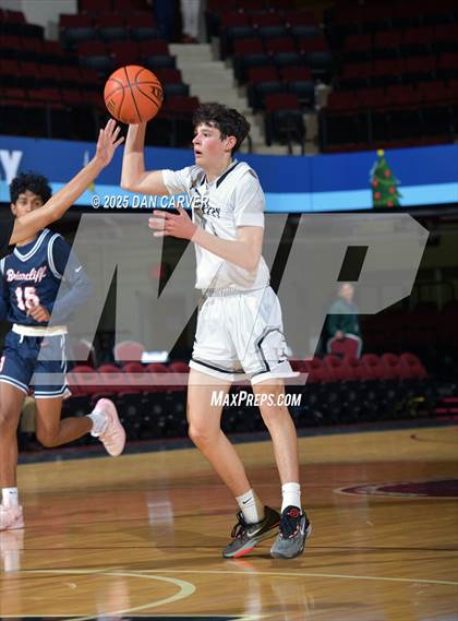 Thumbnail 1 in Hackley vs. Briarcliff (William F. Plunkett Jr. Christmas Classic) photogallery.