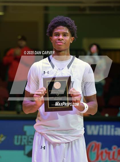 Thumbnail 3 in Hackley vs. Briarcliff (William F. Plunkett Jr. Christmas Classic) photogallery.
