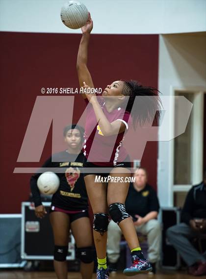 Thumbnail 3 in Admiral Farragut @ Brooks DeBartolo Collegiate photogallery.
