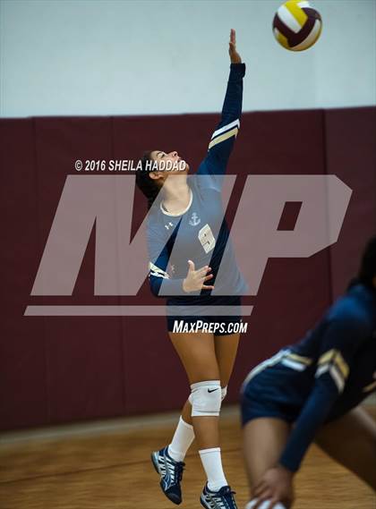 Thumbnail 2 in Admiral Farragut @ Brooks DeBartolo Collegiate photogallery.