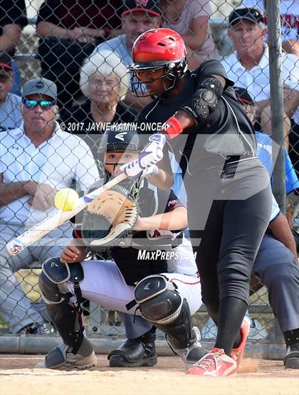 Thumbnail 1 in Ayala @ Hart (CIF SS D3 Semifinal) photogallery.
