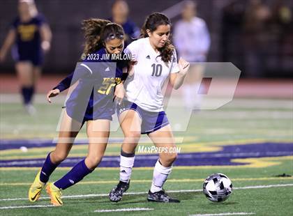 Thumbnail 3 in Lynbrook @ Milpitas photogallery.
