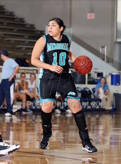 Thumbnail 1 in Pasadena Memorial vs. Rayburn (McDonald's Texas Invitational) photogallery.