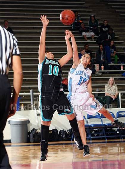 Thumbnail 2 in Pasadena Memorial vs. Rayburn (McDonald's Texas Invitational) photogallery.
