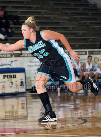 Thumbnail 2 in Pasadena Memorial vs. Rayburn (McDonald's Texas Invitational) photogallery.