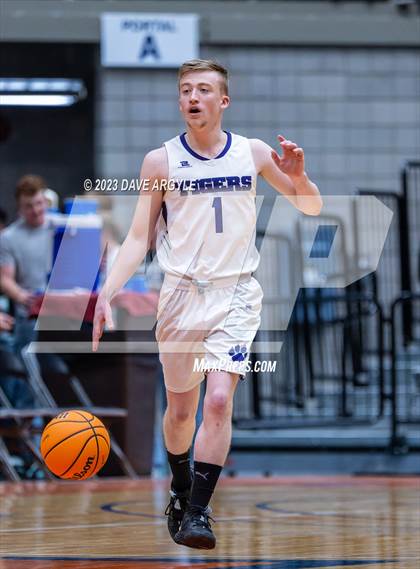 Thumbnail 1 in Milford vs. Tabiona (UHSAA 1A Quarterfinal) photogallery.