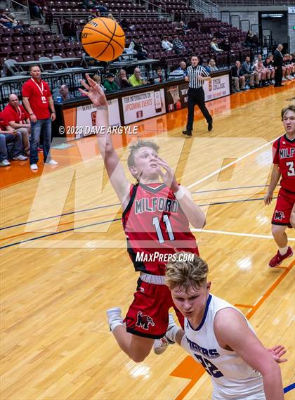 Thumbnail 1 in Milford vs. Tabiona (UHSAA 1A Quarterfinal) photogallery.