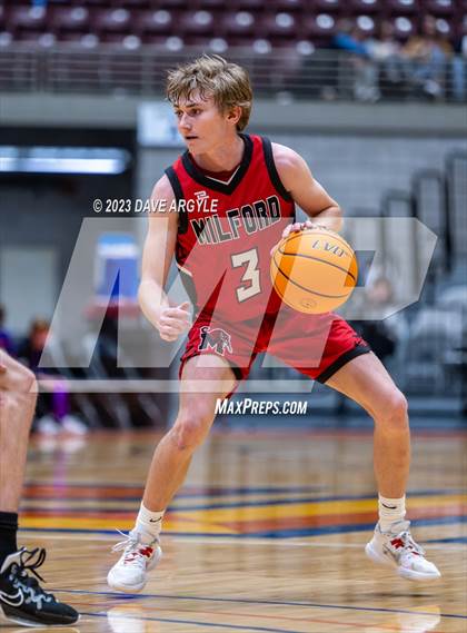 Thumbnail 1 in Milford vs. Tabiona (UHSAA 1A Quarterfinal) photogallery.