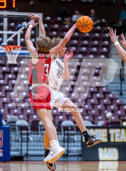Thumbnail 3 in Milford vs. Tabiona (UHSAA 1A Quarterfinal) photogallery.