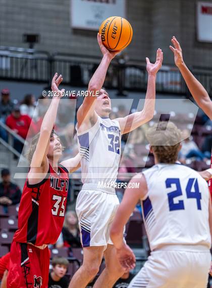Thumbnail 1 in Milford vs. Tabiona (UHSAA 1A Quarterfinal) photogallery.