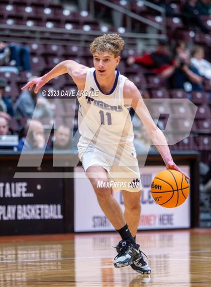 Thumbnail 2 in Milford vs. Tabiona (UHSAA 1A Quarterfinal) photogallery.