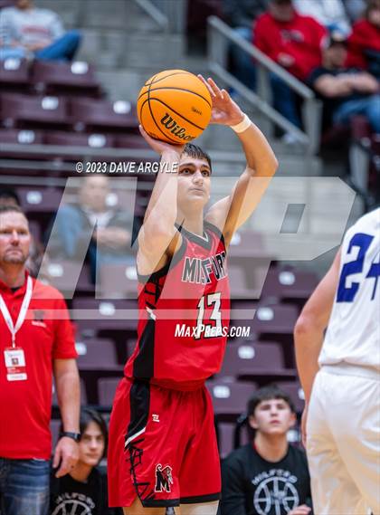Thumbnail 1 in Milford vs. Tabiona (UHSAA 1A Quarterfinal) photogallery.