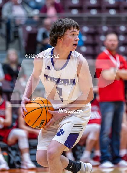 Thumbnail 1 in Milford vs. Tabiona (UHSAA 1A Quarterfinal) photogallery.