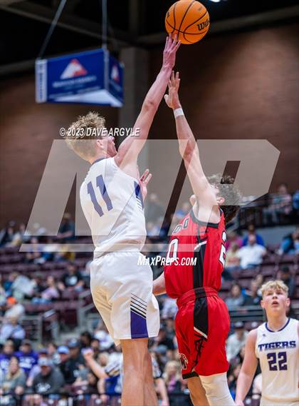 Thumbnail 3 in Milford vs. Tabiona (UHSAA 1A Quarterfinal) photogallery.