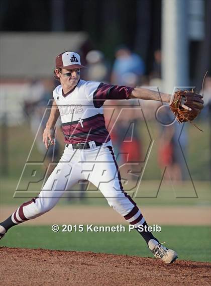 Thumbnail 2 in Kinder vs Aquinas (LHSAA 2A Quarterfinal) photogallery.