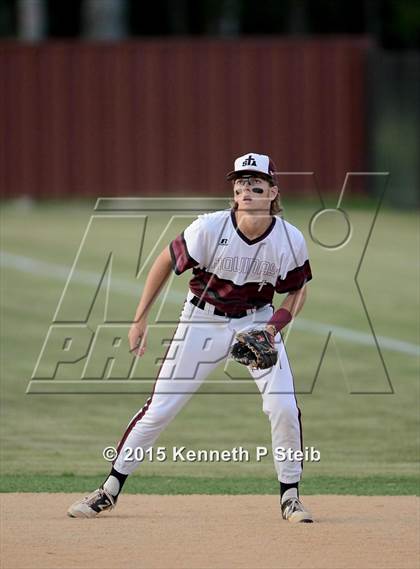 Thumbnail 2 in Kinder vs Aquinas (LHSAA 2A Quarterfinal) photogallery.