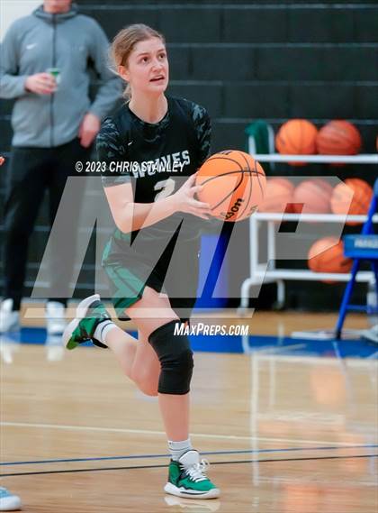 Thumbnail 3 in Robert Bateman vs Paradise Honors (Panther Hoops Classic) photogallery.