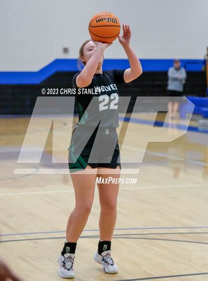 Thumbnail 3 in Robert Bateman vs Paradise Honors (Panther Hoops Classic) photogallery.