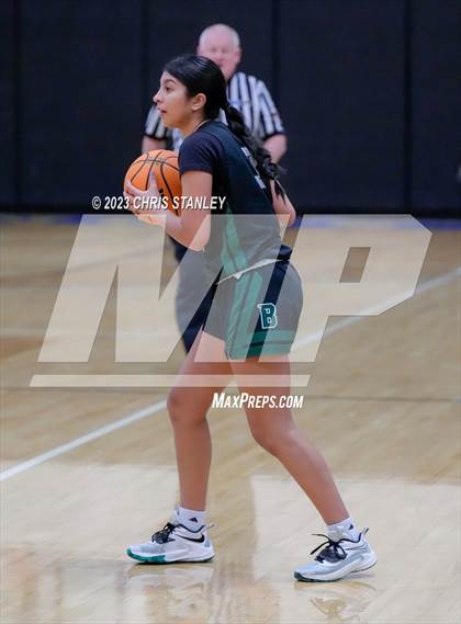 Thumbnail 1 in Robert Bateman vs Paradise Honors (Panther Hoops Classic) photogallery.