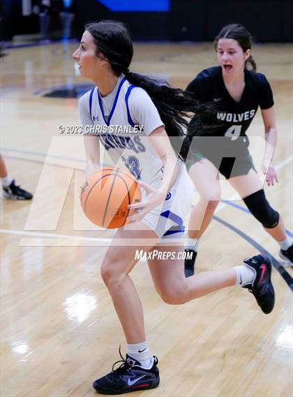 Thumbnail 3 in Robert Bateman vs Paradise Honors (Panther Hoops Classic) photogallery.