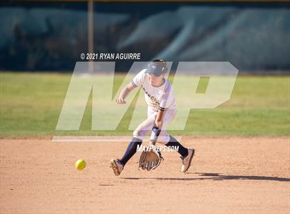 Thumbnail 3 in Murrieta Mesa @ Vista Murrieta photogallery.