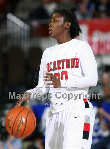 Thumbnail 2 in MacArthur vs. Georgetown (UIL 5A Final) photogallery.