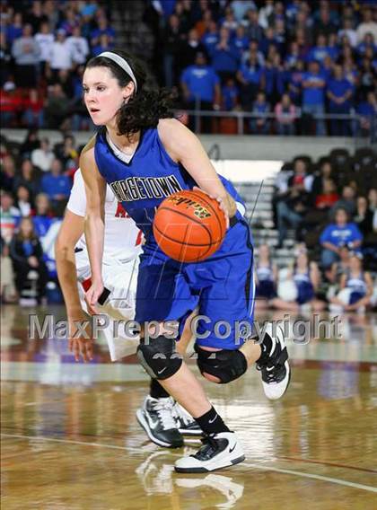 Thumbnail 3 in MacArthur vs. Georgetown (UIL 5A Final) photogallery.