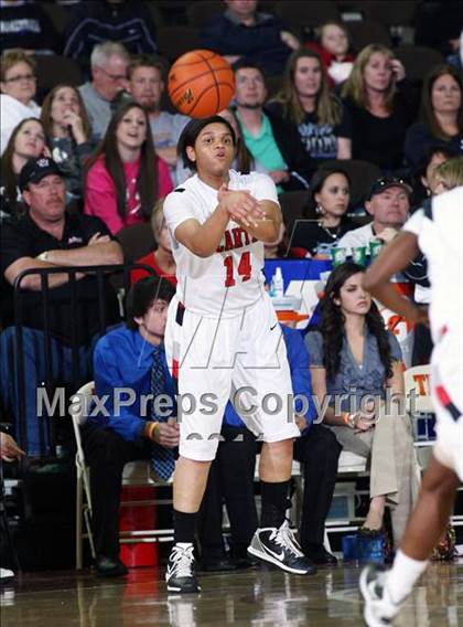 Thumbnail 3 in MacArthur vs. Georgetown (UIL 5A Final) photogallery.
