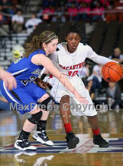Thumbnail 1 in MacArthur vs. Georgetown (UIL 5A Final) photogallery.