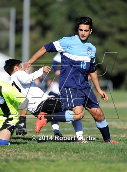 Thumbnail 3 in Crescenta Valley vs. Cleveland photogallery.
