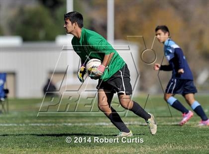 Thumbnail 2 in Crescenta Valley vs. Cleveland photogallery.