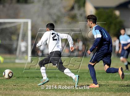 Thumbnail 3 in Crescenta Valley vs. Cleveland photogallery.