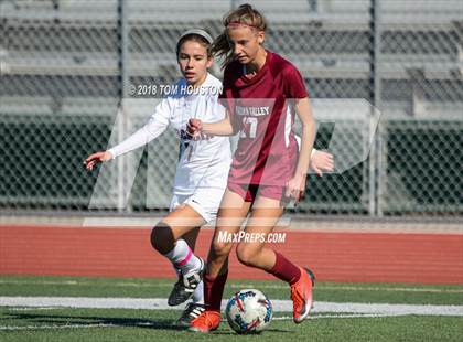 Thumbnail 3 in Paloma Valley vs. Arcadia photogallery.