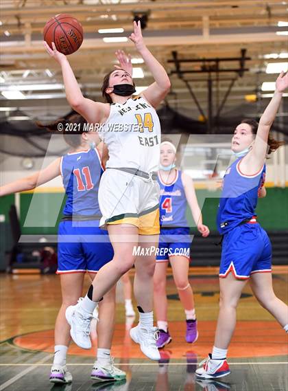 Thumbnail 1 in Williamsville South @ West Seneca East photogallery.