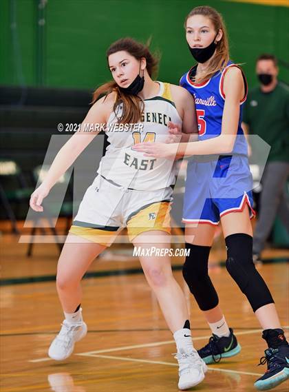 Thumbnail 2 in Williamsville South @ West Seneca East photogallery.