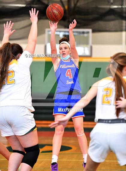 Thumbnail 3 in Williamsville South @ West Seneca East photogallery.