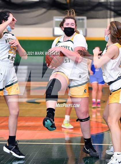 Thumbnail 1 in Williamsville South @ West Seneca East photogallery.