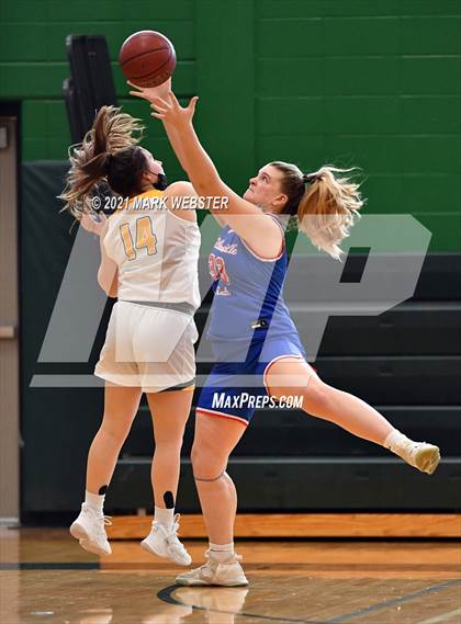 Thumbnail 1 in Williamsville South @ West Seneca East photogallery.